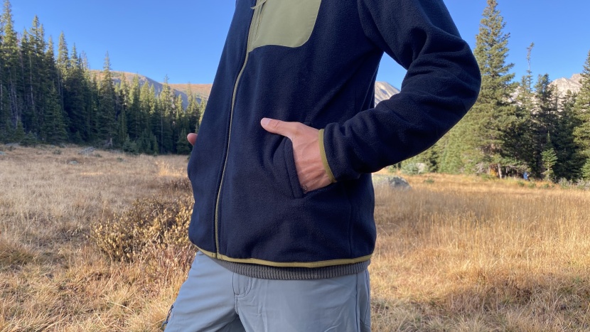 Mula sa pagganap hanggang sa ginhawa: Qiyi Damit Bridges Sportswear at Casualwear